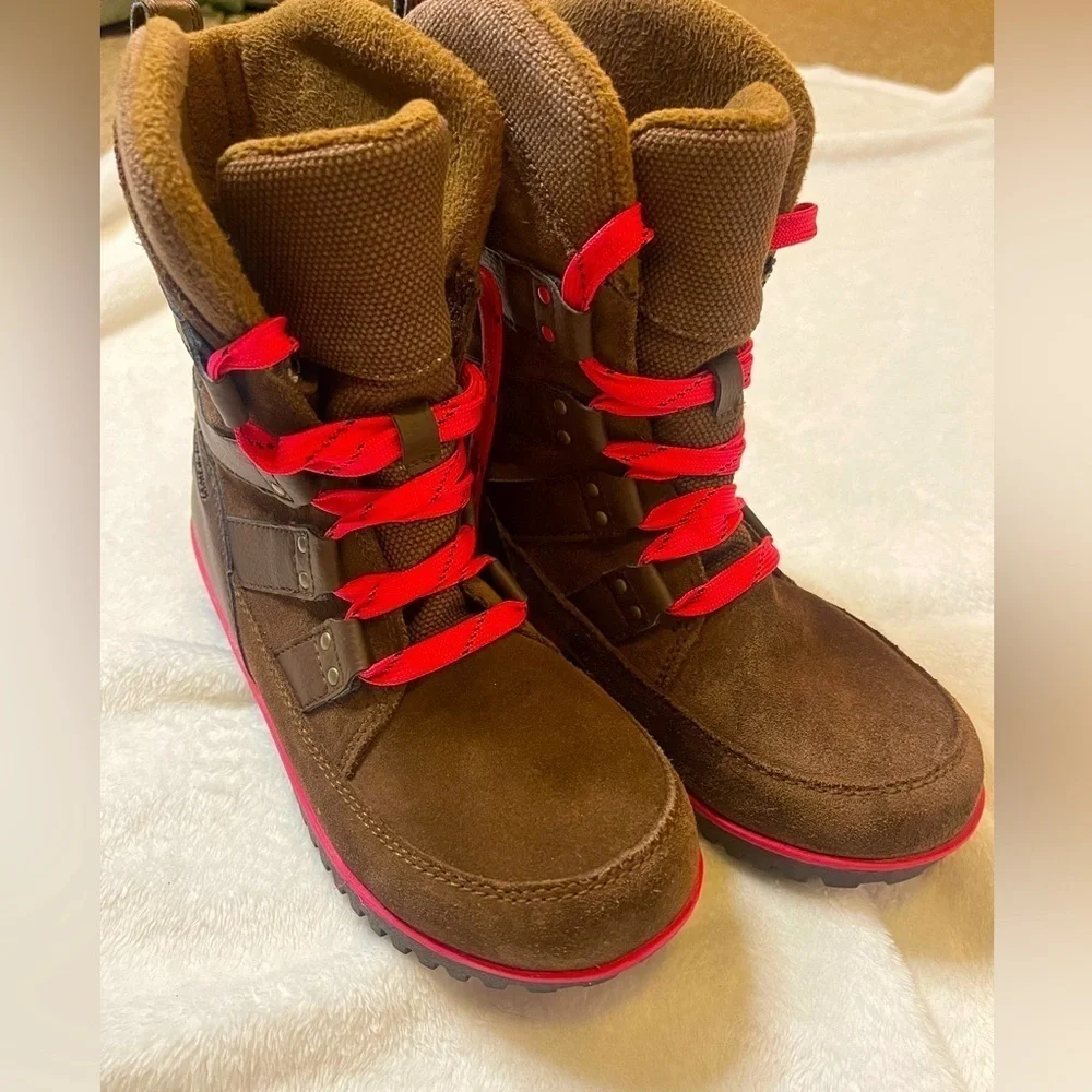 Sorel Meadow Waterproof Winter Boots Girls Size 4 Brown Pink Lace Up⁠